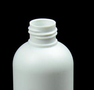 250ml personalizou da garrafa plástica branca do Hdpe da cor os recipientes plásticos finos 24/410